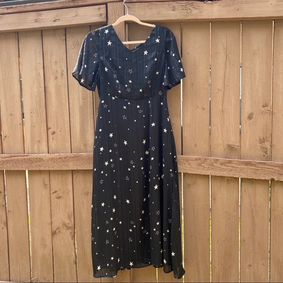 Isabell Upp Star Print Maxi Dress - Picture 1 of 8